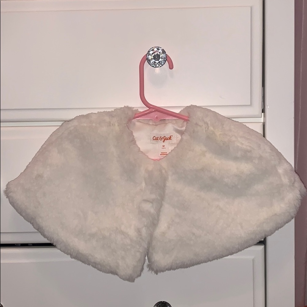 Cream/Ivory Fur Shaw
